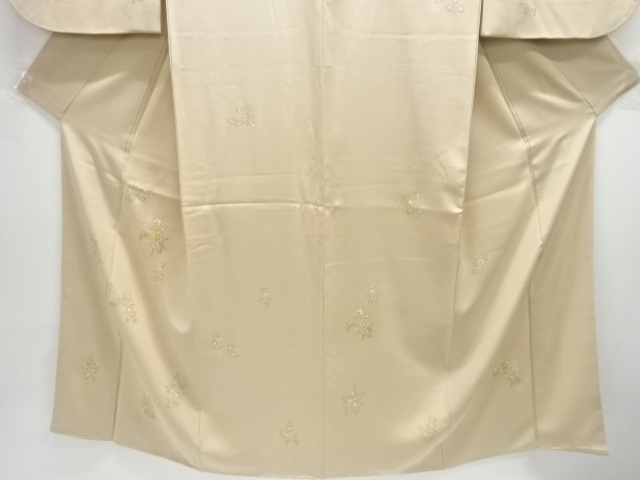  花模様刺繍一つ紋付け下げ訪問着